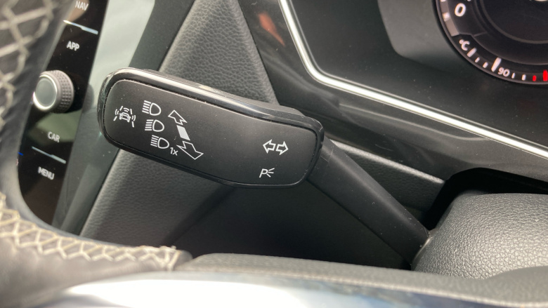 Volkswagen Tiguan 2.0 TDi 150 R-Line 5dr Diesel Estate